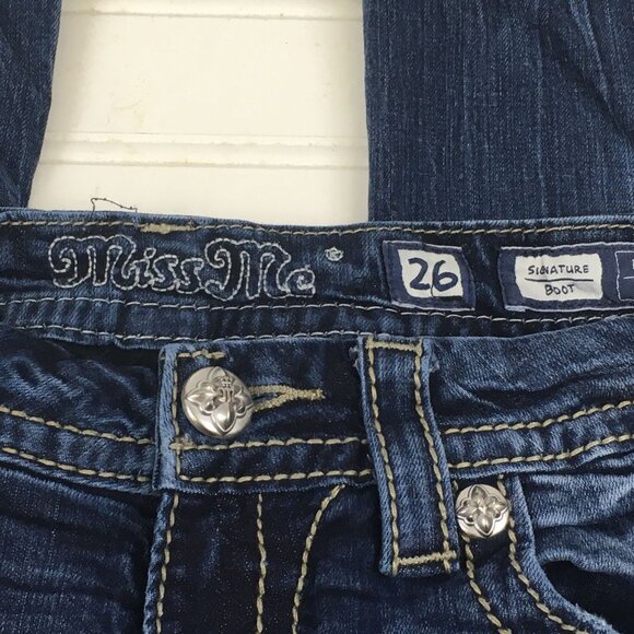 Miss Me Signature Bling Flap Pockets Low Rise Bootcut Jeans Womens Size 26 - Picture 4 of 7